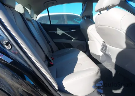 2018 Toyota Camry Xse z USA, uszkodzony, nr VIN 4T1B61HK2JU004656